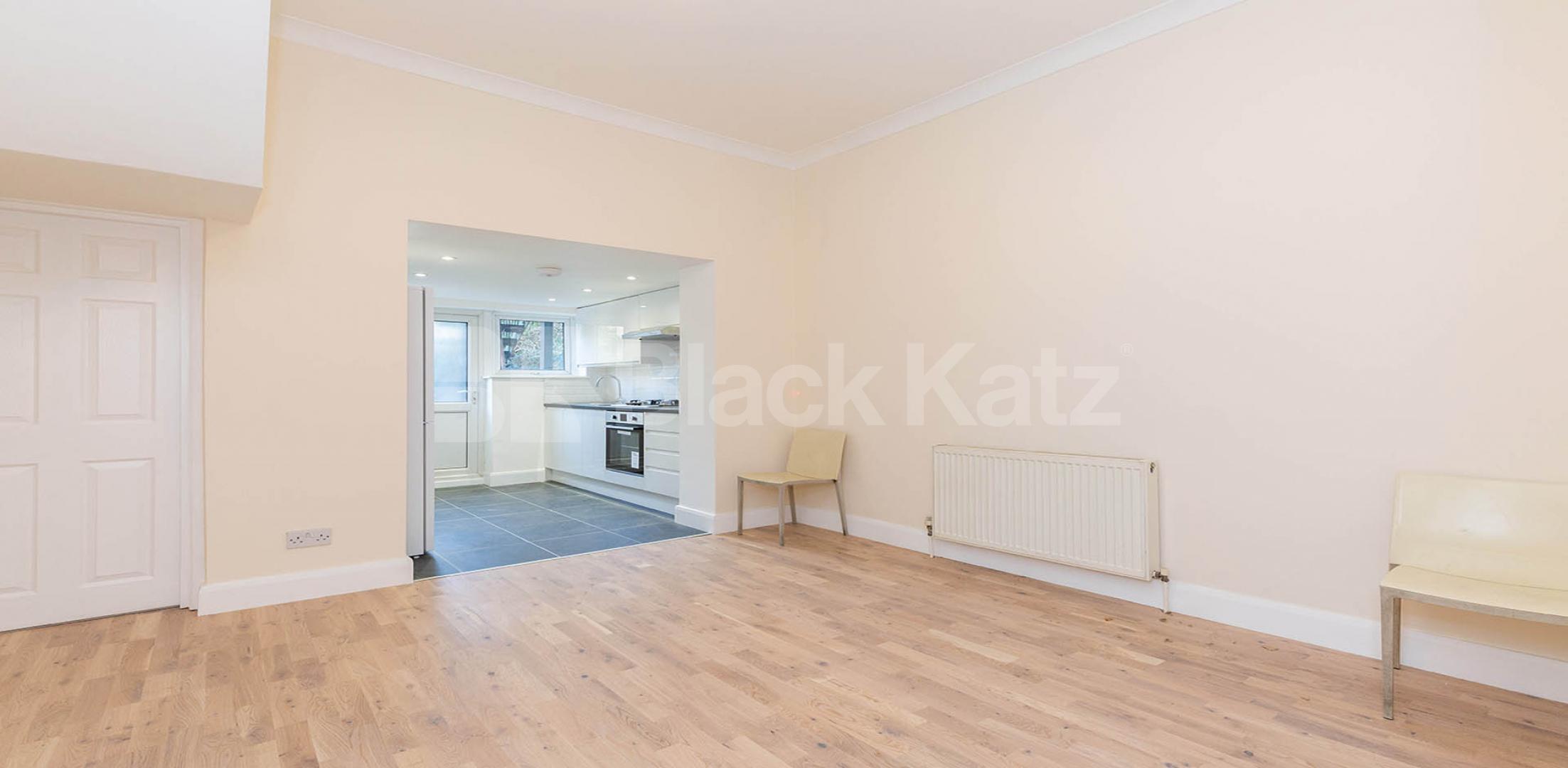 			VIRTUAL TOUR AVAILABLE!, 1 Bedroom, 1 bath, 1 reception Flat			 Blackstock Road, FINSBURY PARK